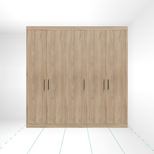 Closet Main Image (closed)