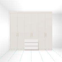 Closet Main Image (closed)