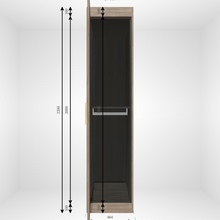 Closet Main Image (Open)